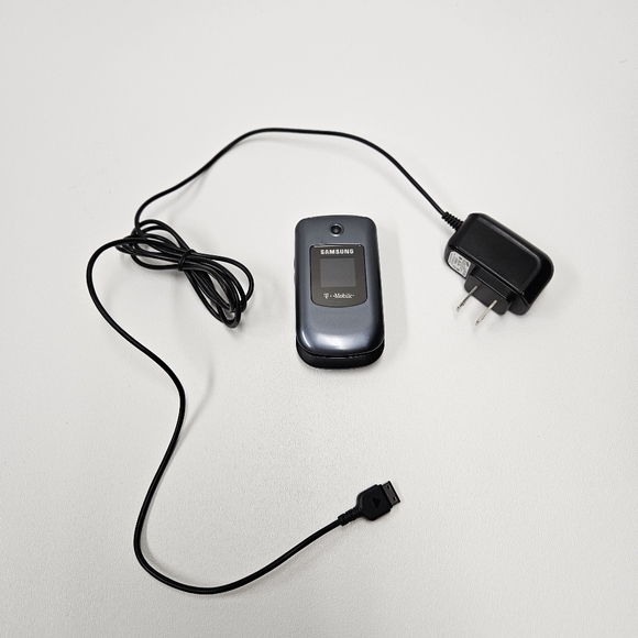 Samsung SGH-T139 - Gray and Black ( T-Mobile ) Flip Phone Tested Works - Picture 1 of 8